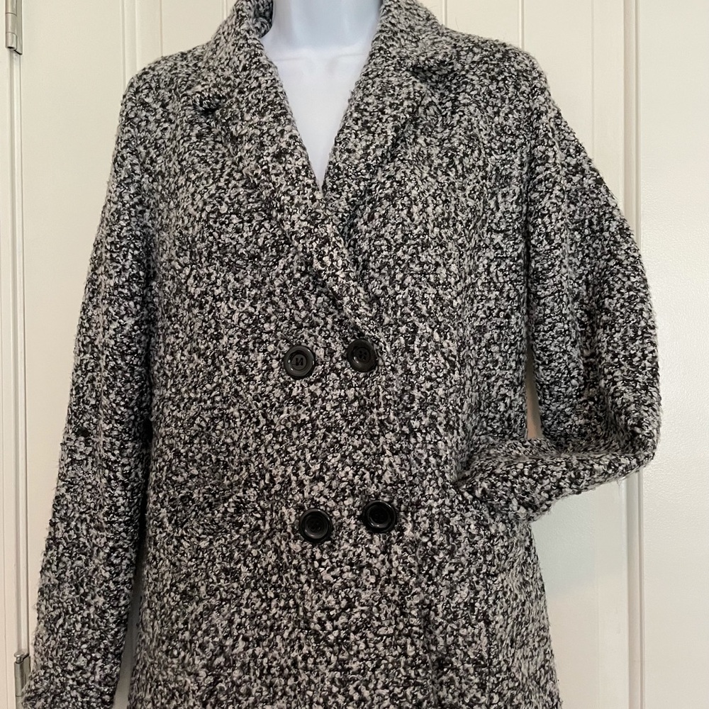 Ambiance apparel black & white peacoat size medium